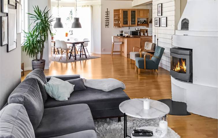 Ferienhaus für 10 Personen, mit Garten und Terrasse sowie Sauna in Nordschweden - 3