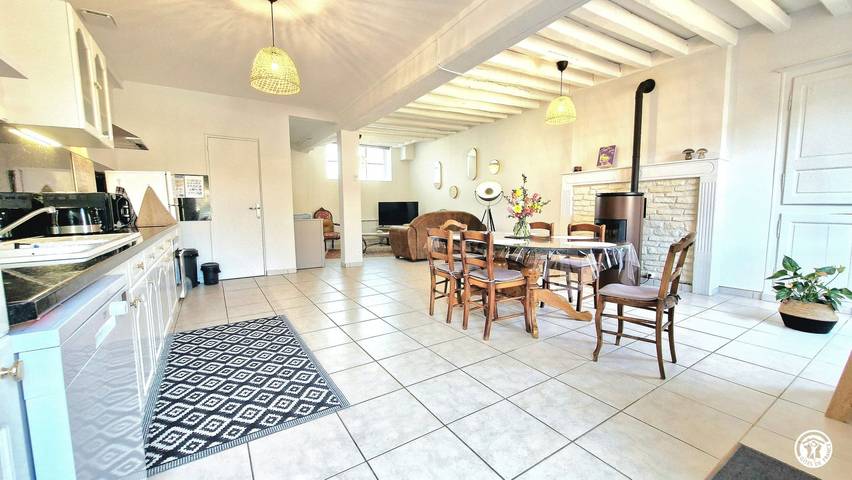 Gîte pour 5 personnes, avec terrasse à Saint-Sauveur-en-Puisaye - 4