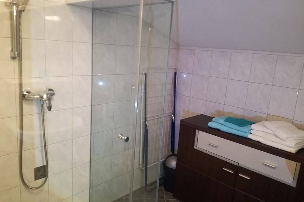 Edelweiß/2 Schlafräume/bad, Wc - Biobauernhof Örglgut in Werfenweng, Tennengau