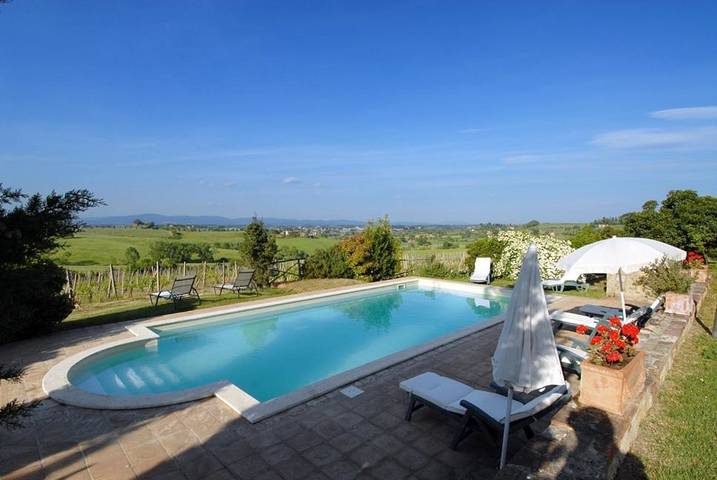 Gîte pour 3 personnes, avec vue ainsi que jardin et piscine, animaux acceptés à Montepulciano - 4