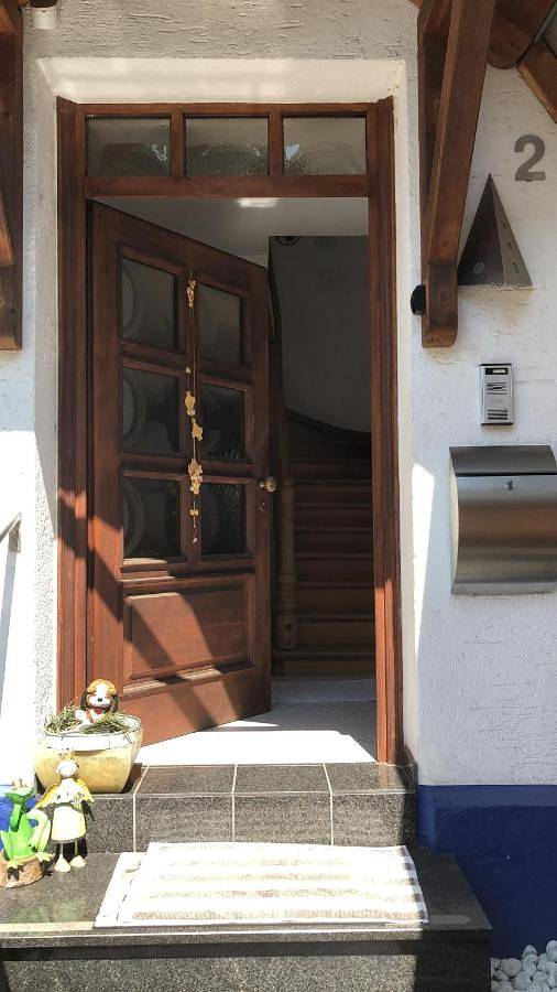 Ferienwohnung für 6 Personen, mit Terrasse und Garten sowie Ausblick in Winningen - 4