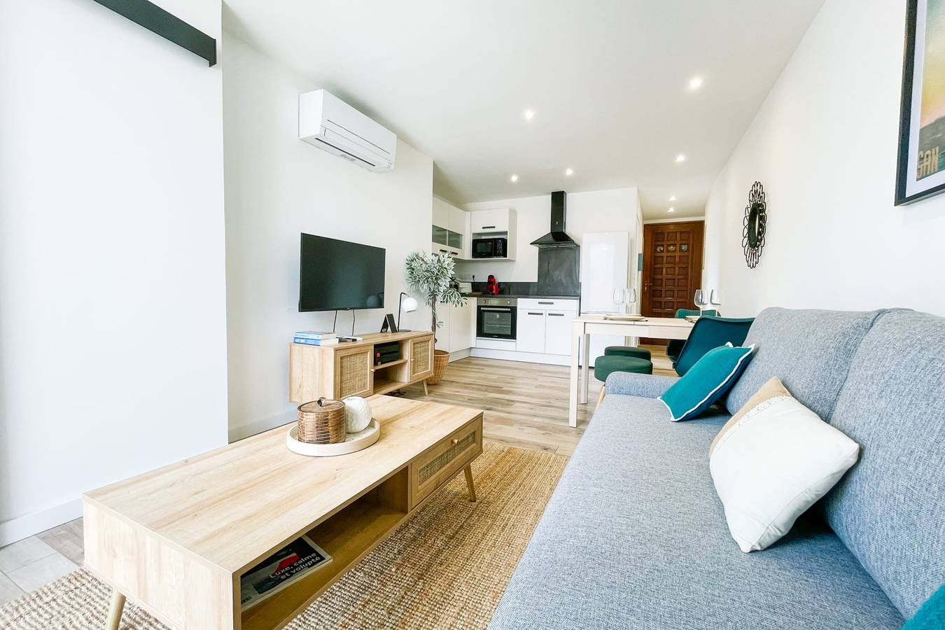 Ganze Wohnung, Ferienwohnung für 4 Personen mit Balkon in Grenoble, Isère