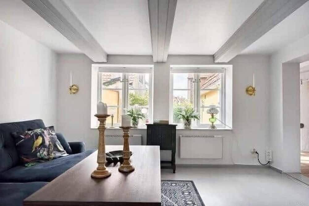 Ska117 Simrisham - Skepparegatan 6 in Simrishamn, Österlen