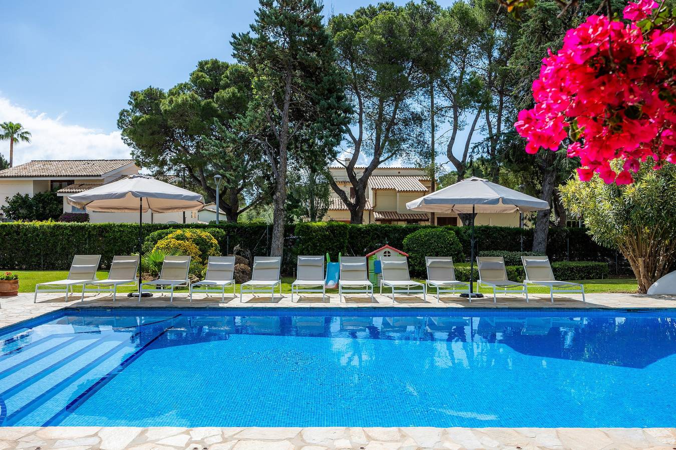 Villa "Can Toni" mit Bergblick, privatem Pool und Wlan in Port de Pollença, Pollença