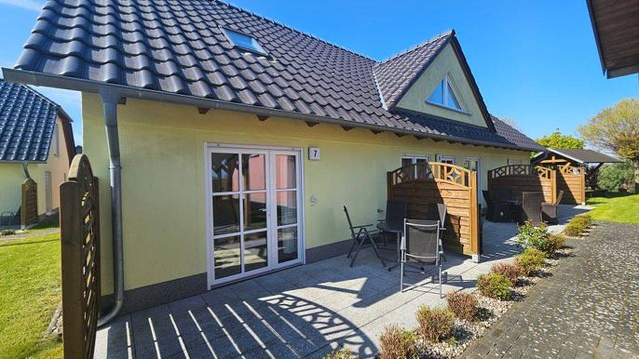 Ganze Ferienwohnung, Ferienwohnung für 5 Personen (70 m²) in Neppermin in Neppermin, Benz