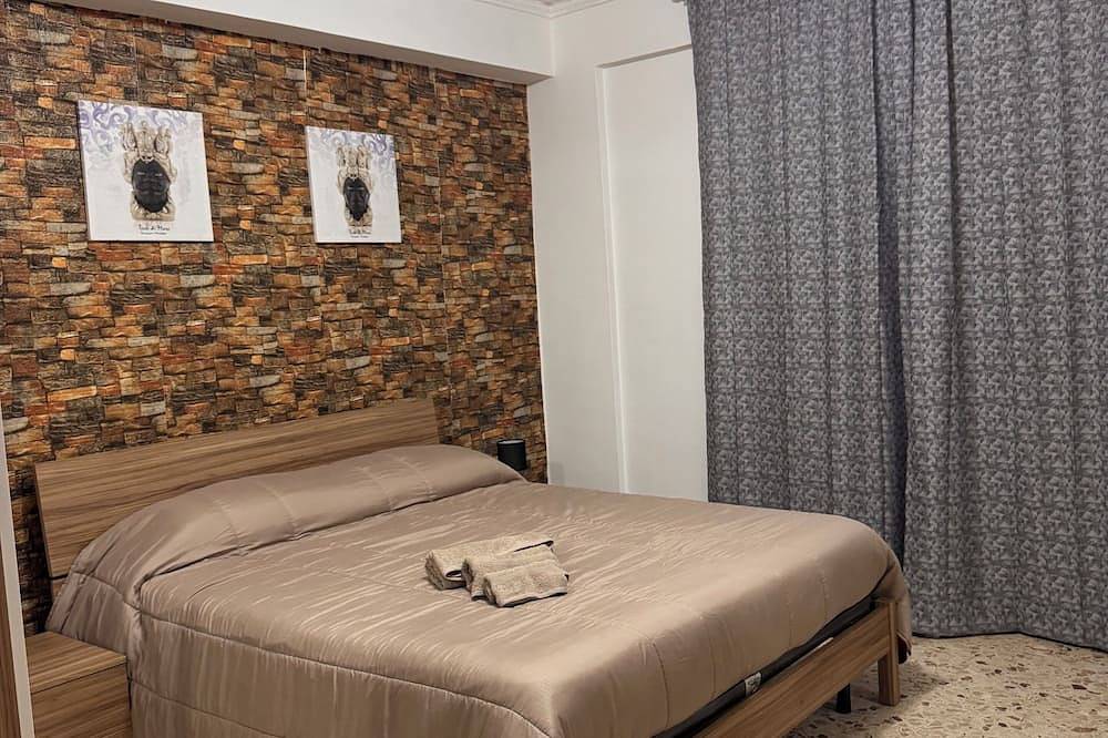 Entire apartment, Vacation Home La Dolce Vita in Terrasini, Palermo Province
