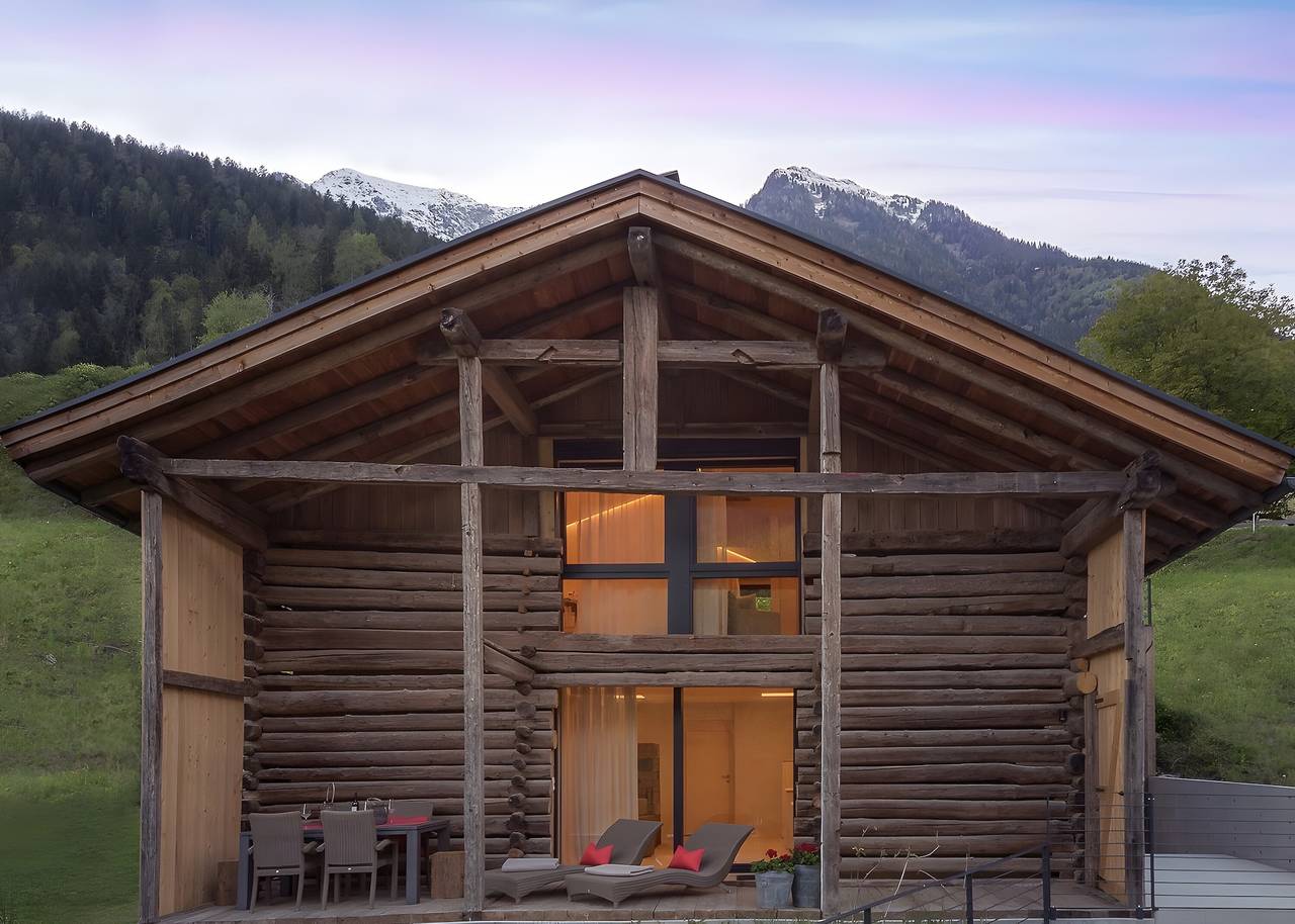 Chalet "Ferienhaus im Stadl" mit Bergblick, Wlan, Sauna, Terrasse & Garten in Neuhaus (Südtirol), St. Martin in Passeier