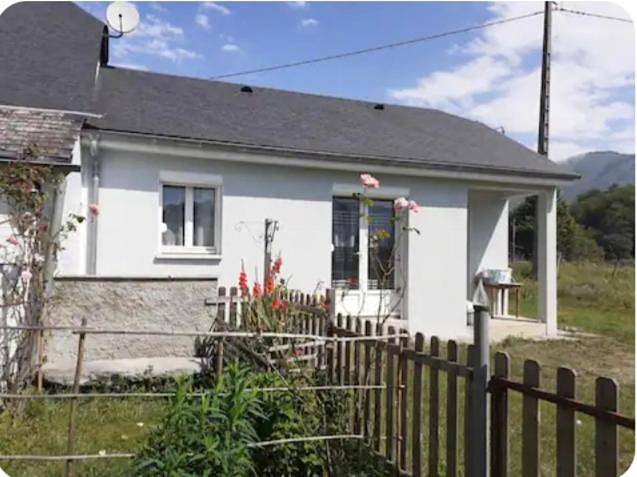 Appartement entier, Two-Bedroom Apartment in Gez, Pyrénées