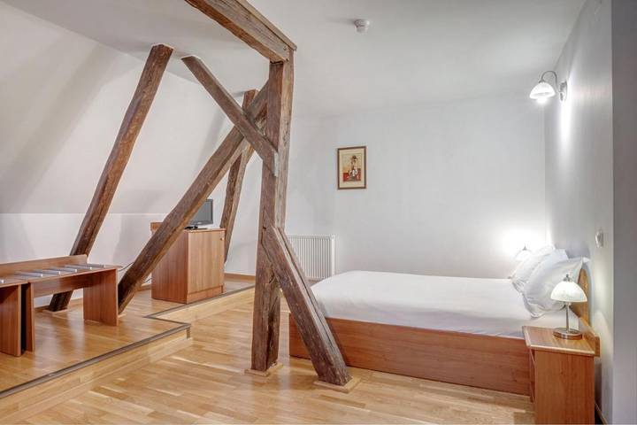 Maison d’hôte pour 3 personnes, avec terrasse et vue à Sibiu - 4