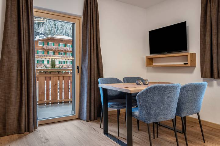 Appartamento per 3 persone, con Balcone e Giardino a Campitello di Fassa