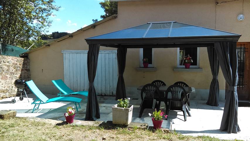 Gîte pour 4 personnes, avec terrasse et jardin, animaux acceptés dans Nièvre - 2