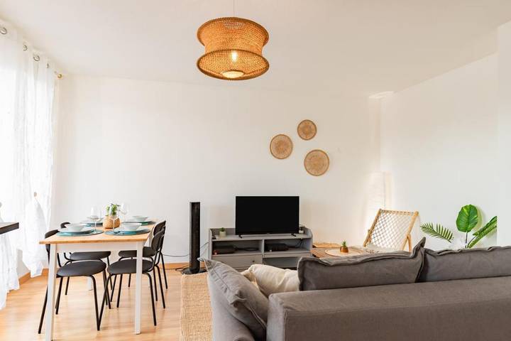 Gîte pour 4 personnes, avec terrasse à Frouzins - 4