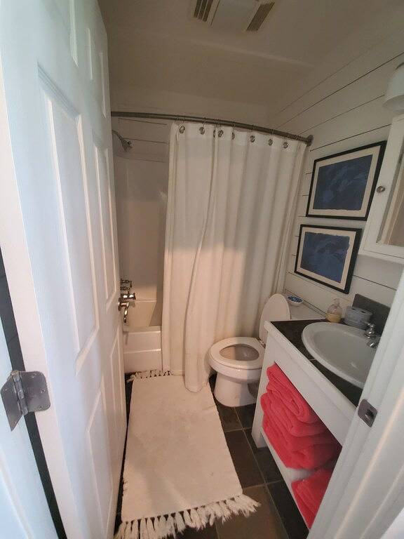 Milk Shake - Coastal Realty Group in Grand Isle, Jefferson Parish