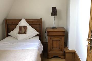 Gîte pour 5 Personnes dans Saint-Alyre-ès-Montagne, Région de Besse-et-Saint-Anastaise, Photo 2