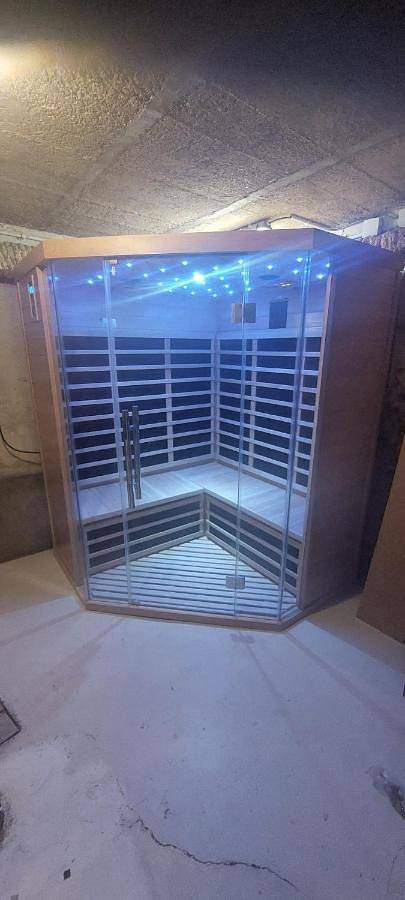 Location de vacances pour 13 personnes, avec jardin et sauna ainsi que jacuzzi et terrasse à Châlons-en-Champagne - 2