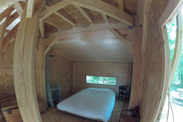 Gîte pour 4 personnes à Saint-Front-d'Alemps - 3