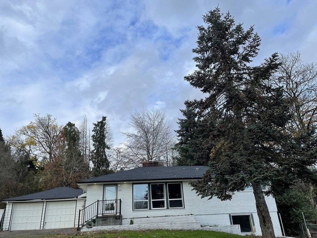 The White Brick House in Camas in Camas (Washington), Washington