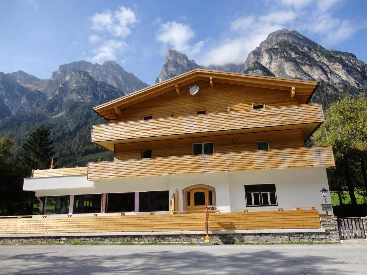 Ganze Wohnung, Apartment with Mountain View in Stubaier Alpen, Gschnitz und Umgebung