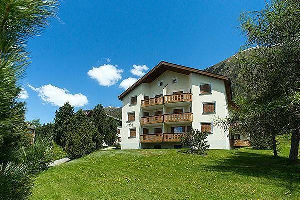 Ferienwohnung für 3 Personen, mit Balkon und Garten in Pontresina - 3