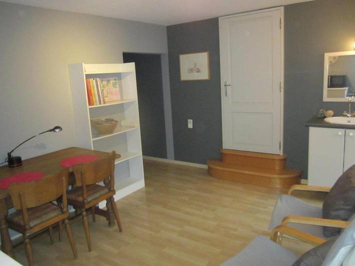 Gîte pour 3 personnes, avec vue et terrasse à Lobbes - 2