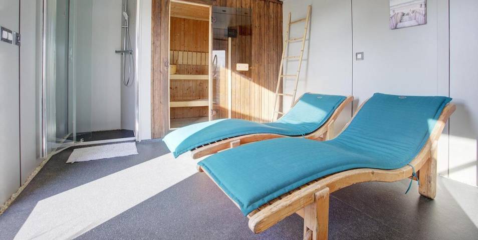 Camping für 10 Personen, mit Sauna und Terrasse sowie Whirlpool und Garten in Gruissan - 4