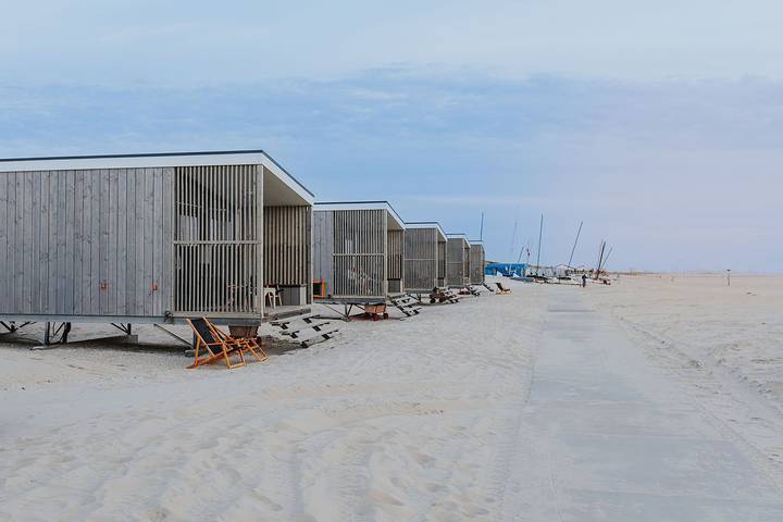 Kijkduin Strandhuisjes — Kijkduinstrandhäuser in Kijkduin, Den Haag