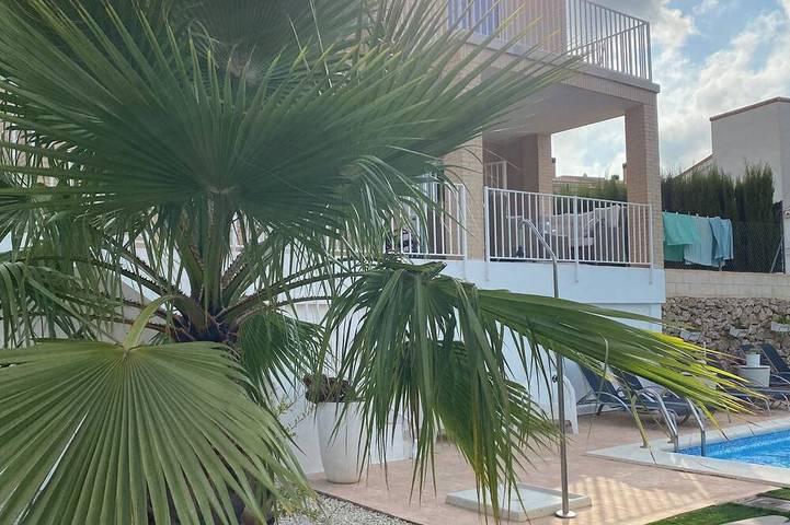 Holiday home for 6 people, with balcony and garden - 1