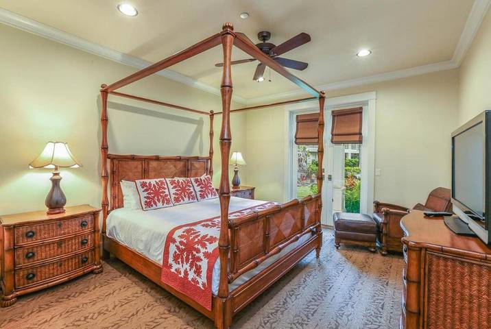 Villa voor 8 personen, with whirlpool and terras as well as zwembad and tuin in Hawai