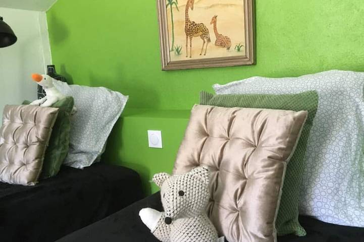 Gîte pour 6 personnes, avec piscine ainsi que balcon et jardin dans Lapenne - 3