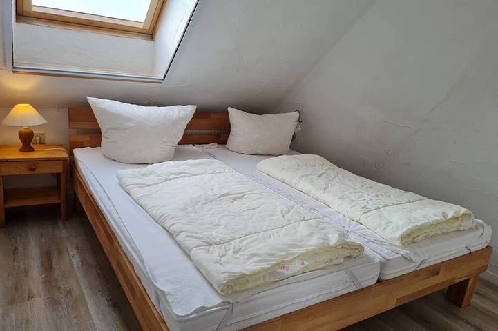 Cottage für 4 Personen, mit Terrasse und Garten, mit Haustier in Middelhagen - 2