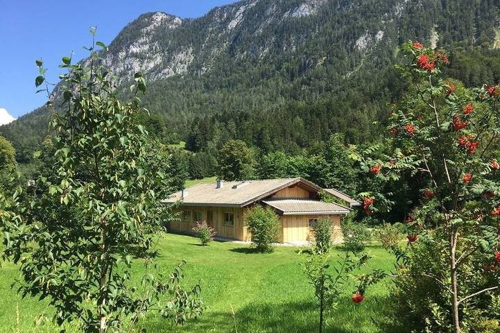 Ferienhaus für 8 Personen, mit Garten und Sauna in Unken