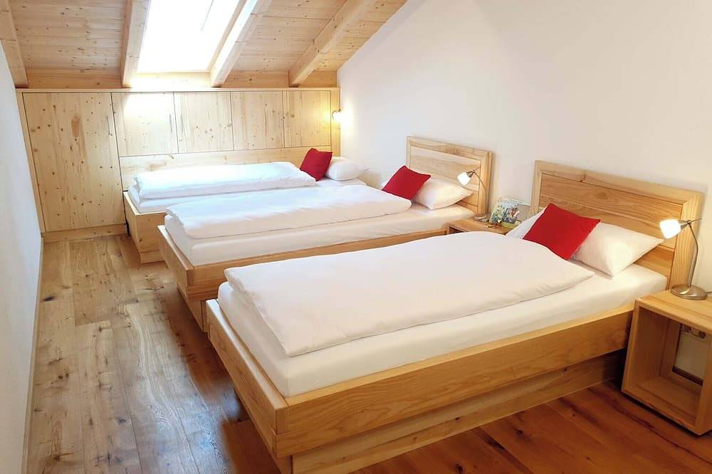 Ganze Wohnung, Ferienwohnung Abendrot, 86 qm Maisonette, 2 separate Schlafzimmer in Söchtenau, Landkreis Rosenheim
