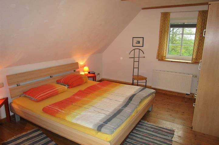 Großzügig gestaltete  Ferienresidenz für 6 Pers. mit Pool-u. Sauna- mitnutzung in Stadland, Wesermarsch
