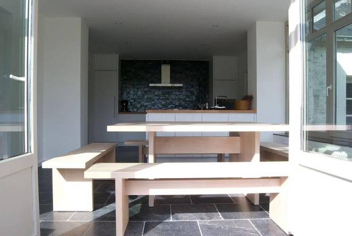 Location de vacances pour 12 personnes, avec terrasse ainsi que vue et jardin, animaux acceptés dans Resteigne - 3