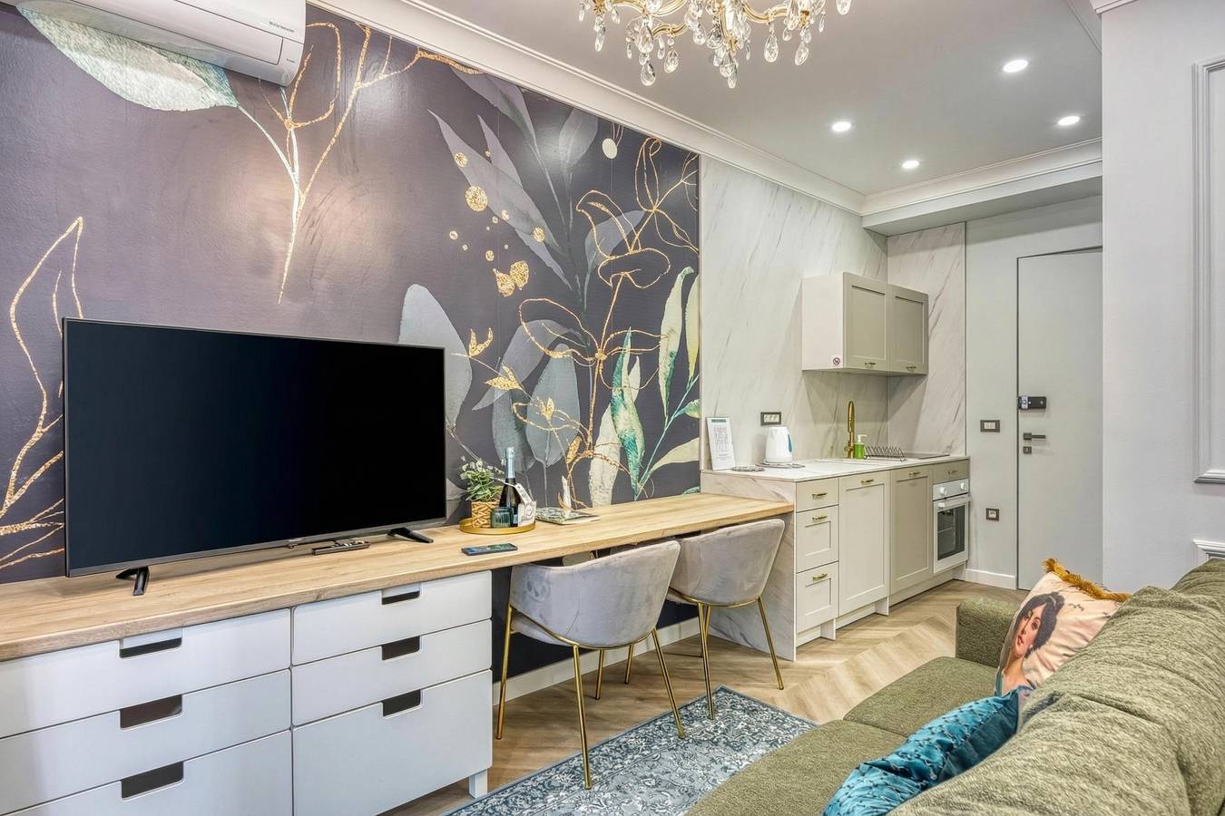 Ganze Wohnung, Boutique Downtown Studio with Balcony 5 in Zagreb, Zagreb und Umgebung