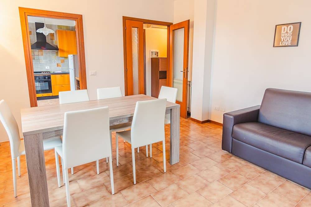 Ganze Wohnung, Villa Quantum Sole - Zwei Schlafzimmer Wohnung, Schläft 6 in Rivoltella del Garda, Desenzano del Garda