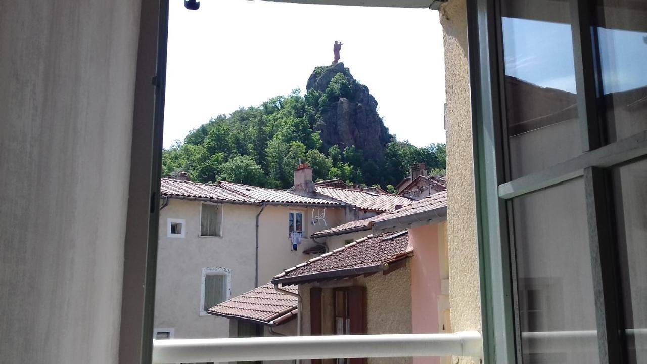 Appartement entier, Le Petit St Jacques in Aiguilhe, Haute-Loire