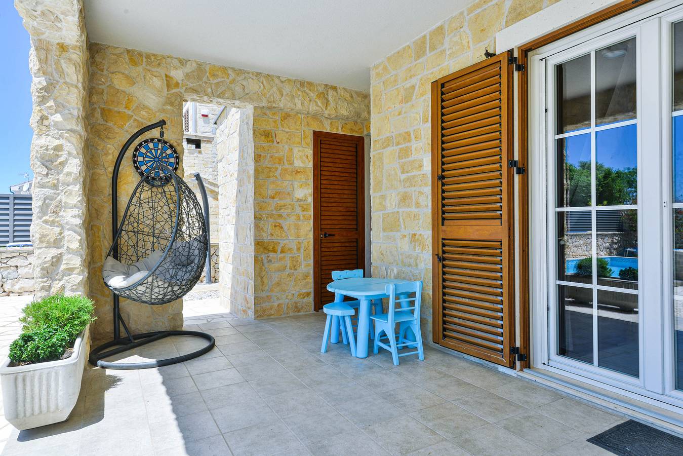 Villa Carnela with heated pool in Privlaka, Zadar