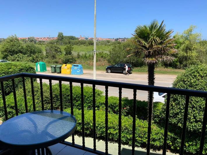 Gîte pour 4 personnes, avec vue et terrasse, animaux acceptés à Noja - 3