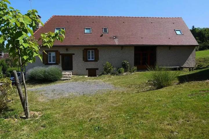 Location de vacances pour 8 personnes à Saint-Martin-Sepert