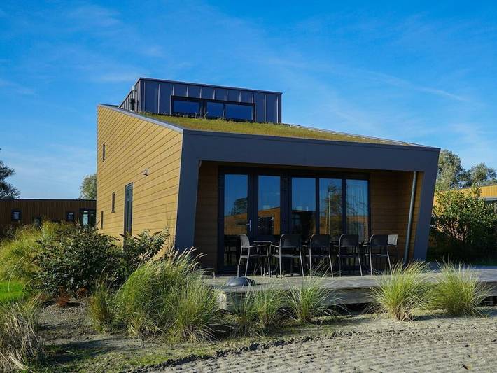 Ferienhaus für 10 Personen, mit Terrasse und Garten