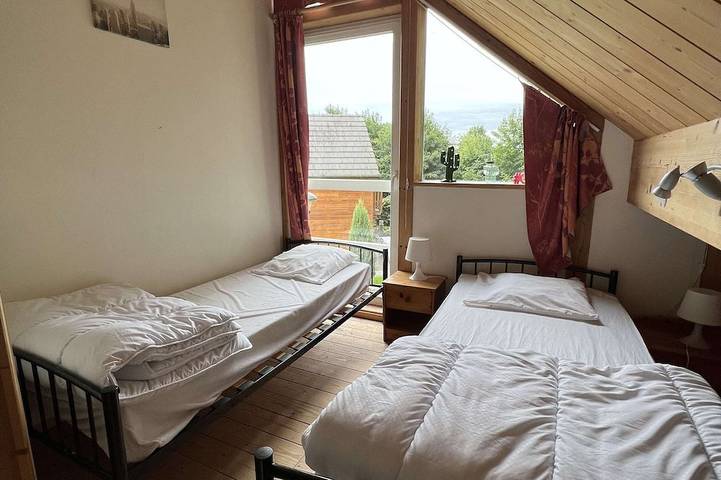 Location de vacances pour 4 personnes, avec jardin ainsi que terrasse et sauna, animaux acceptés à Froidchapelle - 2