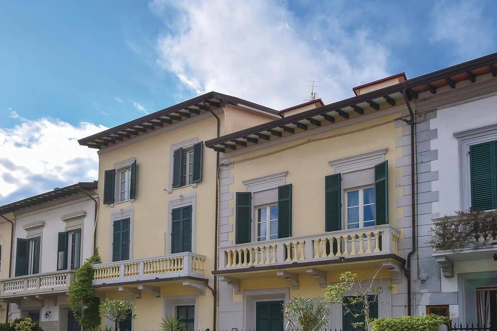 Apartamento entero, Precioso apartamento de 2 habitaciones en Viareggio -Lu- in Viareggio, Costa de la Maremma