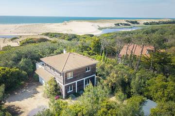 Location de vacances pour 10 personnes, avec jardin et terrasse dans Réserve naturelle du Courant d'Huchet