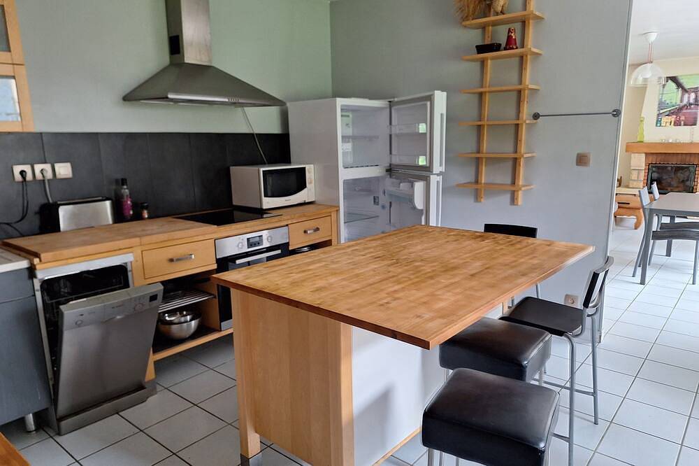 La longère du Kastel Dinn in Rosnoën, Iroise