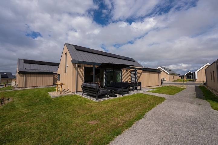 Chalet für 6 Personen, mit Garten und Pool in Breskens