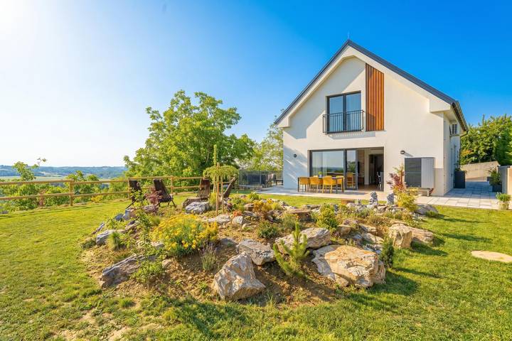 Villa für 8 Personen, mit Sauna und Terrasse in Slowenien