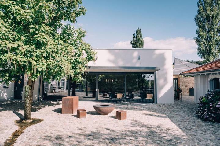 Ferienwohnung für 2 Personen, mit Balkon und Terrasse sowie Garten und Sauna