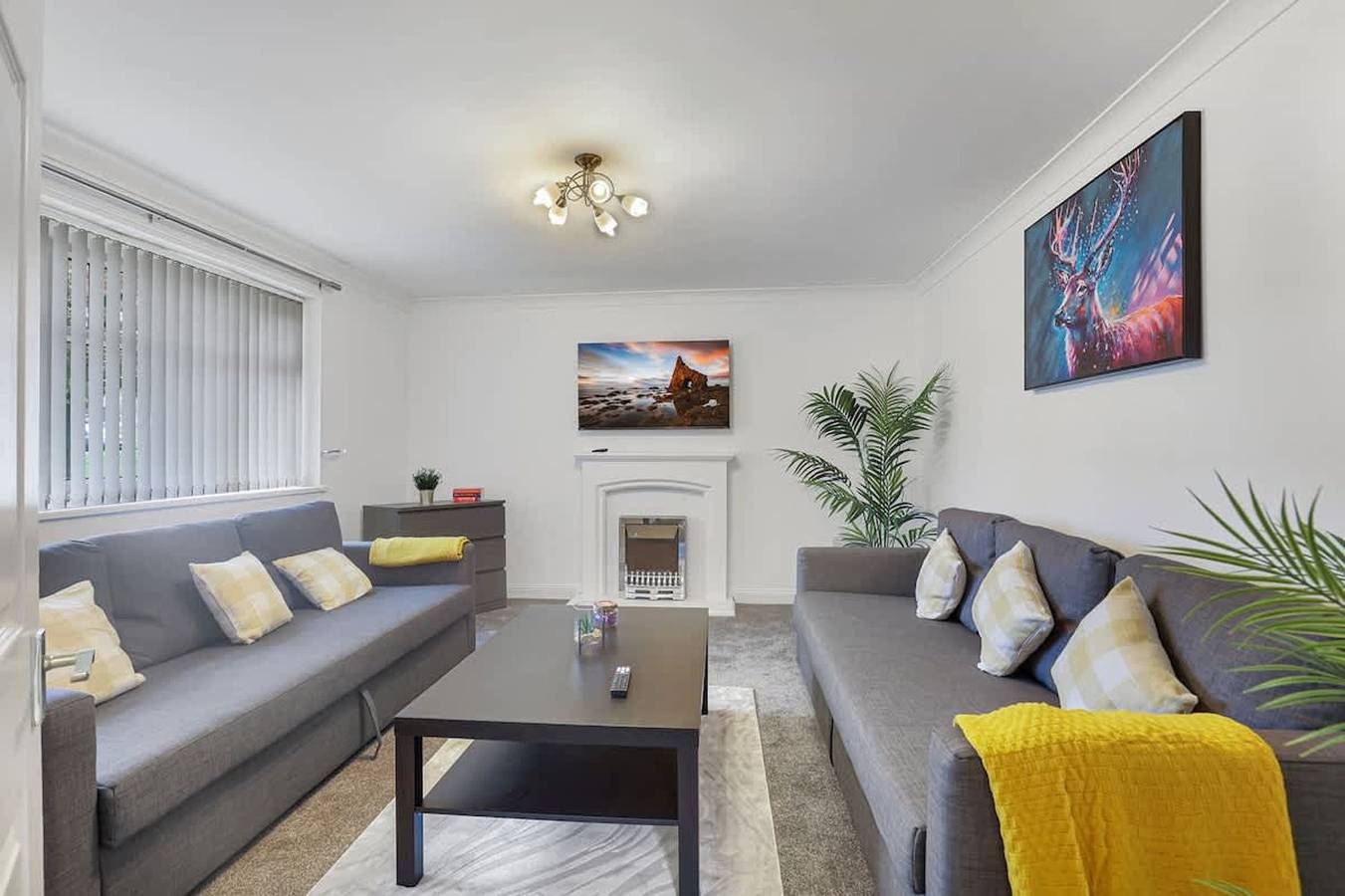 Spacious 4 Bedroom House with Parking in Gateshead