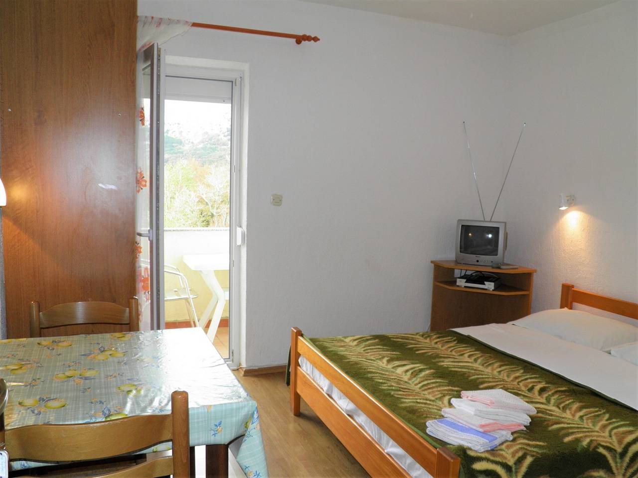 Ganze Wohnung, Studio Apartment Miljenka Nr. 6 - mit Balkon und Parkplatz in Baska, Krk